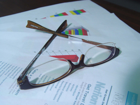 眼镜太阳镜近视镜老花镜图片