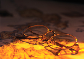 眼镜太阳镜近视镜老花镜图片