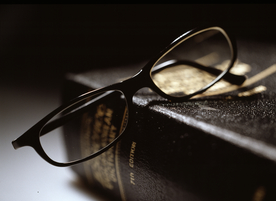 眼镜太阳镜近视镜老花镜图片