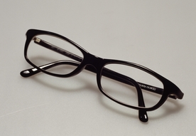 眼镜太阳镜近视镜老花镜图片