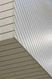 木板倾斜天空背景