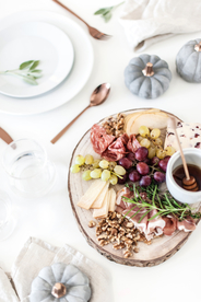 高级西餐厅西式水果沙拉摆盘桌布