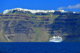 希腊圣托里尼菲拉小镇