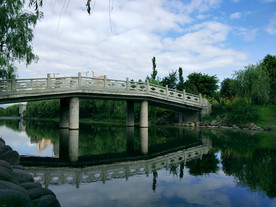 桥 白云 水 蓝天