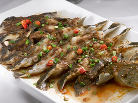 酱蒸多宝鱼