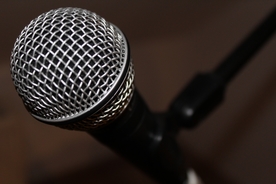 话筒麦克风图片