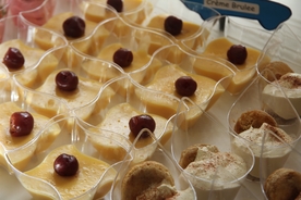 美味布丁甜品图片