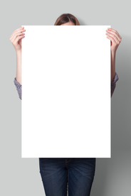 手拿海报样机