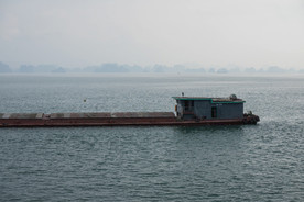 山川 湖泊 倒影