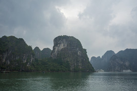 山川 湖泊 倒影