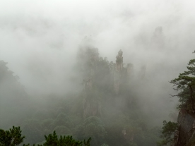 张家界雾景