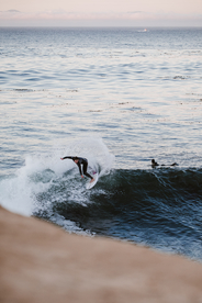 冲浪海上运动图片