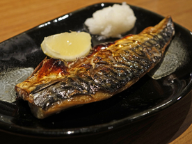 烤肉撸串烤鱼烧烤图片