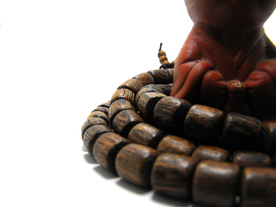 108颗鸡翅木桶珠佛珠手