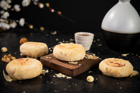 月饼中秋礼盒点心图片