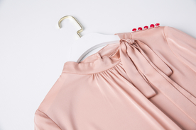 粉色长衫平铺图