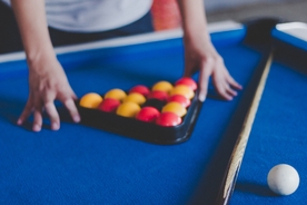 台球桌球球杆球桌图片