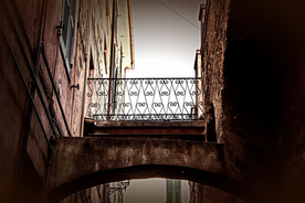 栅栏篱笆木栏围栏围墙图片