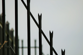 栅栏篱笆木栏围栏围墙图片