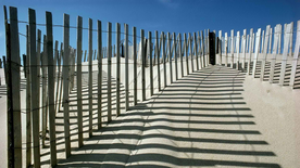 栅栏篱笆木栏围栏围墙图片