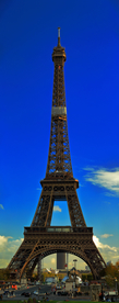 巴黎埃菲尔铁塔全景照片