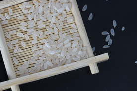 大米五谷杂粮图片