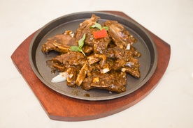 铁板黑椒牛仔骨