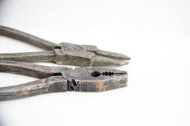 钳子五金工具图片