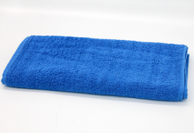 毛巾堆叠卷起图片