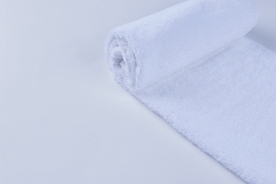 毛巾堆叠卷起图片