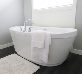 毛巾堆叠卷起图片