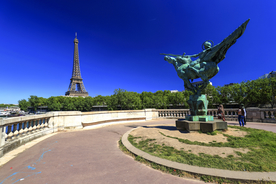 巴黎埃菲尔铁塔