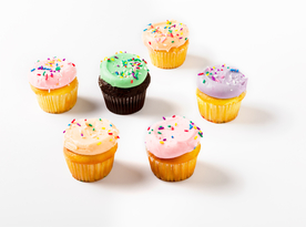 纸杯蛋糕美味图片