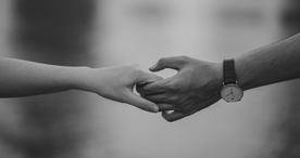 牵手握手礼仪沟通行为图片