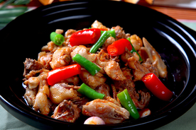 干锅肥肠美味图片