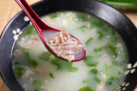 羊肉汤羊肉泡图片