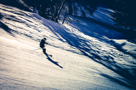 滑雪运动滑雪板图片