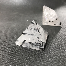 水晶 黑碧玺 金字塔