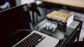 苹果笔记本电脑图片