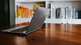 苹果笔记本电脑图片