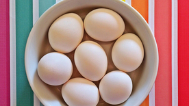 鸡蛋特写图片