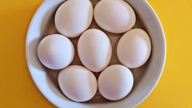 鸡蛋特写图片