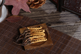 冬虫夏草中药药材图片