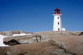 灯塔航海方向指示图片