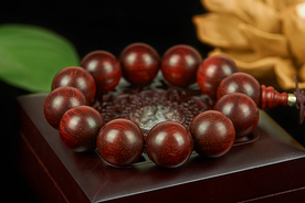 小叶紫檀手串手链图片