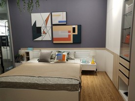 卧室 床 装饰画 衣柜  原木