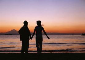 人物剪影轮廓摄影图片