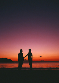 人物剪影轮廓摄影图片