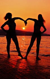 人物剪影轮廓摄影图片