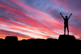 人物剪影轮廓摄影图片